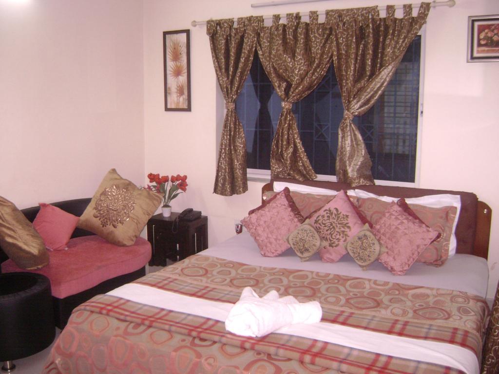 Innra Guest House Kolkata Room photo